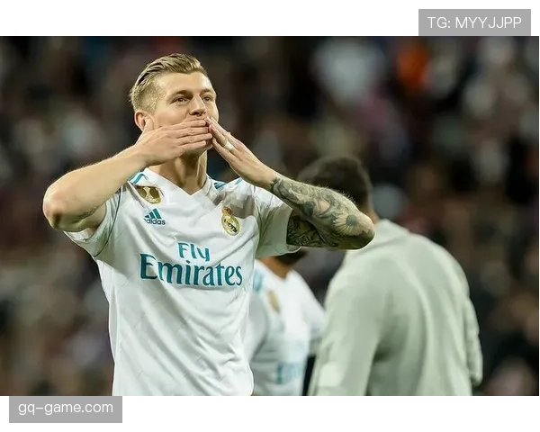 克罗斯：中场无声指挥官，节奏掌控力惊艳全场