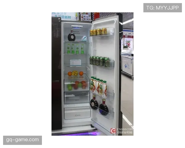 仲满家的冰箱里塞满了能量胶，保质期比他上综艺的热度还长